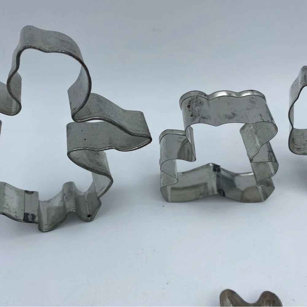 VTG Lot Of 10 Aluminum Metal Cookie Biscuit Cutters Santa Tree Angel Rabbit Bell